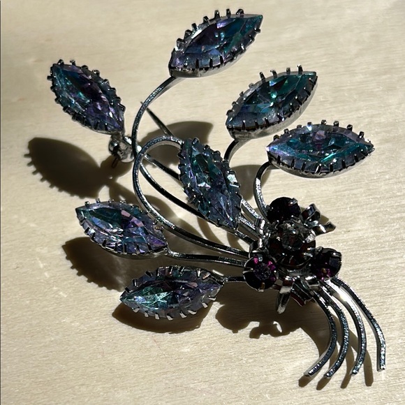 Vintage Silver and Blue Brooch - Picture 5 of 6